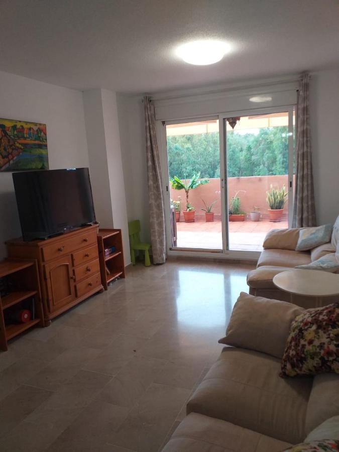 Planta Baja Cerca De La Playa Casares Costa Apartment Exterior photo